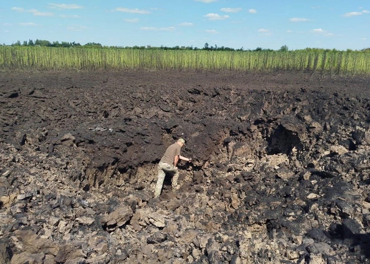 Балістика з КНДР: знайдено вирву від другої ракети