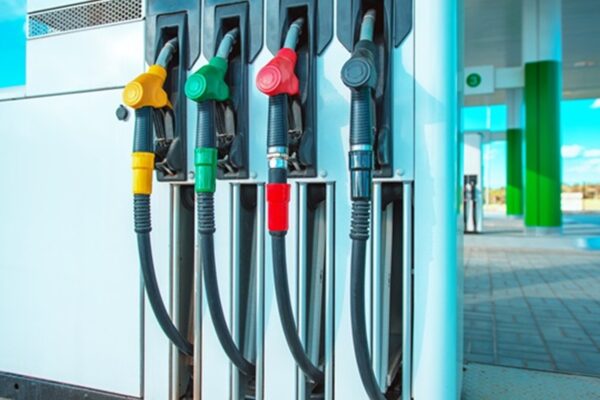 АЗС в Україні вводять ліміт на продаж дизеля - ЗМІ