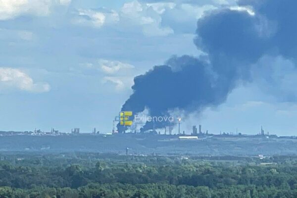 В Уфі палає нафтопереробний завод після атаки БпЛА