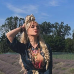 Аліна Гросу поділилася фото 4-місячного сина