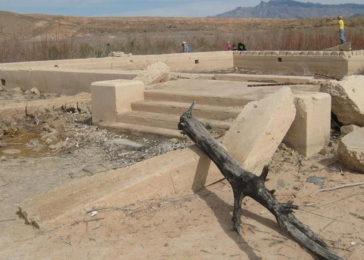 Давнє місто знову з’явилося з-під води