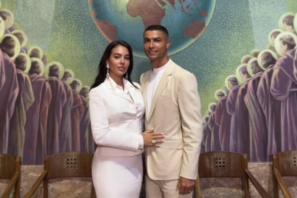 Vogue показав перші кадри з весілля Роналду